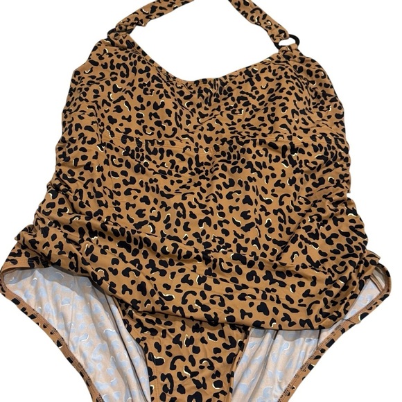 NEW Avenue Tan Black Gold Cheetah Print Halter Deep Back One Piece Size 26W - Picture 3 of 10